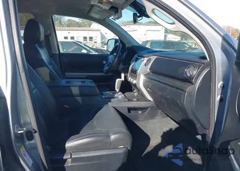 2020 Toyota Tundra Sr5 z USA, uszkodzony, nr VIN 5TFDY5F12LX876748